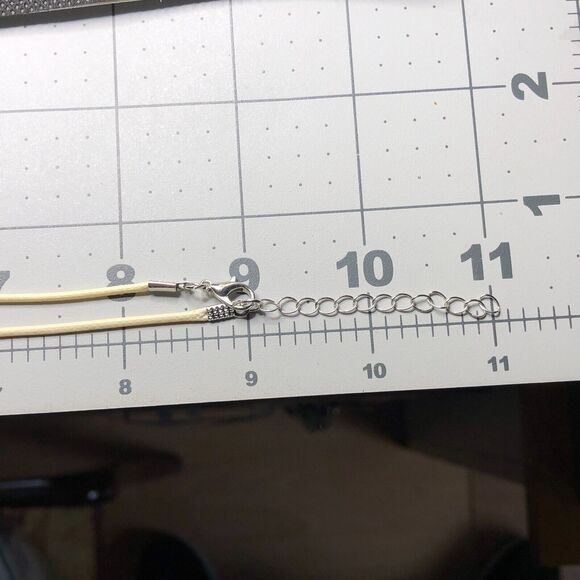 Moonglow Necklace Off White Glass Cabochon Silver Tone Drop Pendant Ivory Cord - Picture 7 of 8